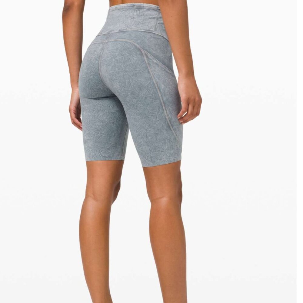 Lululemon Fast and Free Short 10" in Ice Wash Asphalt Grey